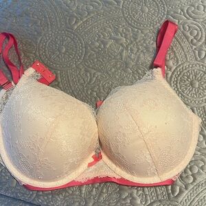 Victoria’s Secret Dream Angels Push Up Bra 38D